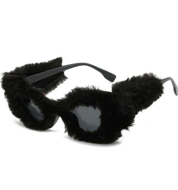 Y2K Plush Sunglasses - Image 5