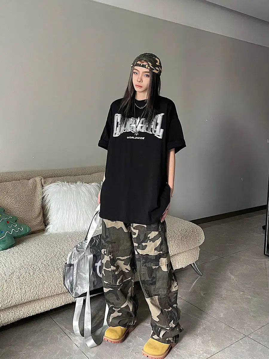 Y2K Shiny Star Worldwide Tee - Image 7