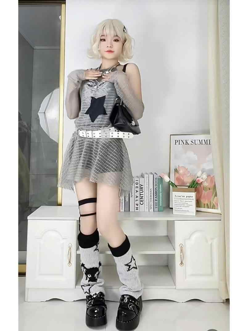 Y2K Star Mesh Two-piece Set - Image 3