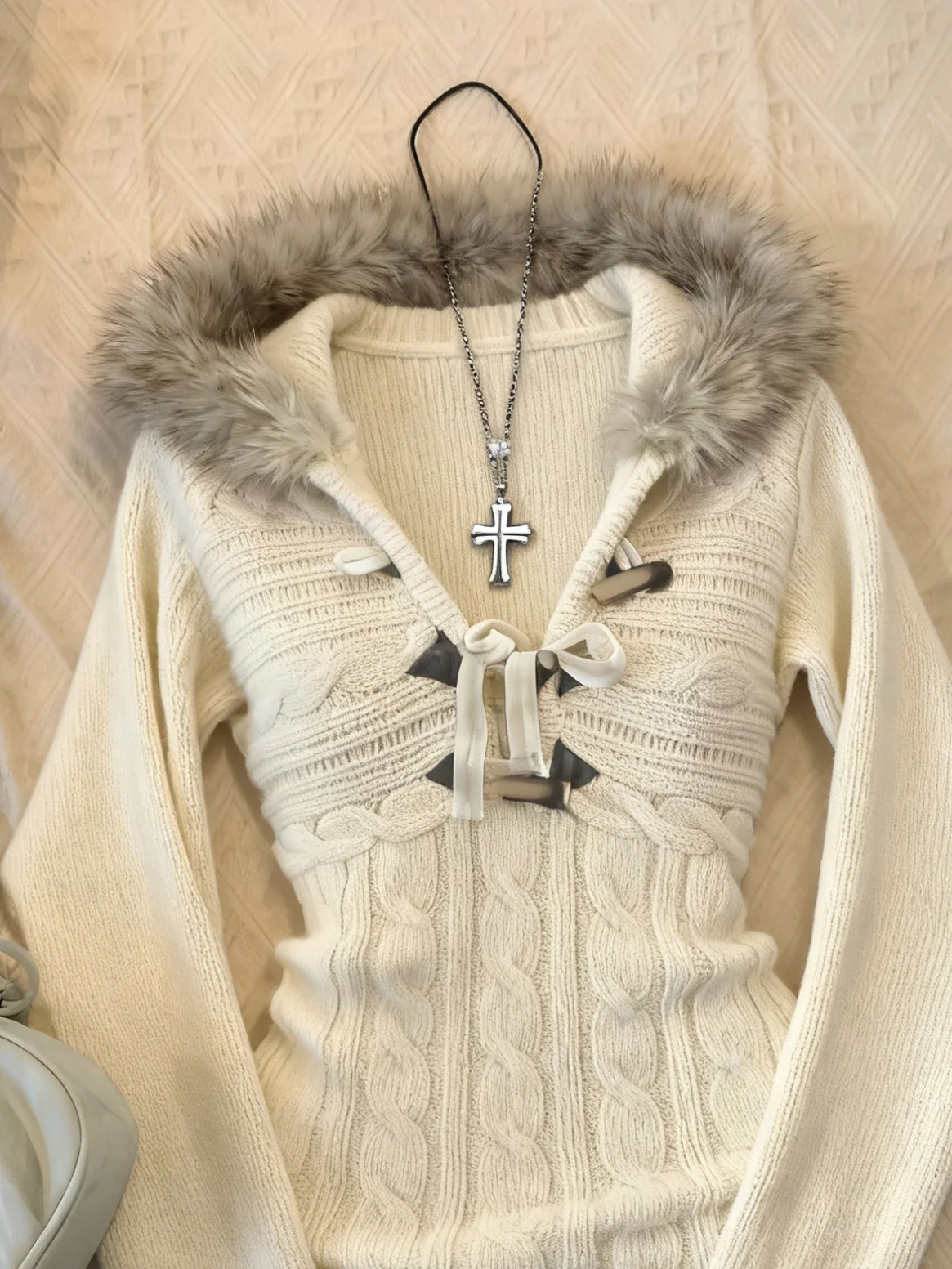 y2k vintage hooded fur collar sweater - Image 3